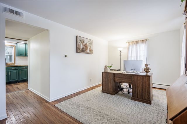 216 Mac Arthur Road, Greece, NY 14615