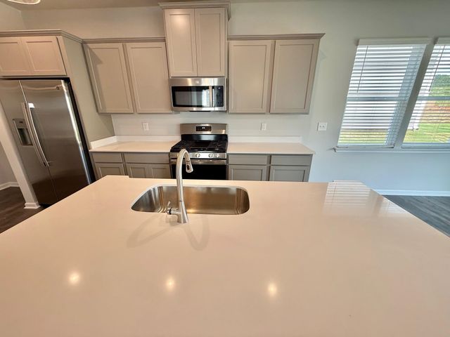 1812 Berkshire Lane, Boiling Springs, SC 29303