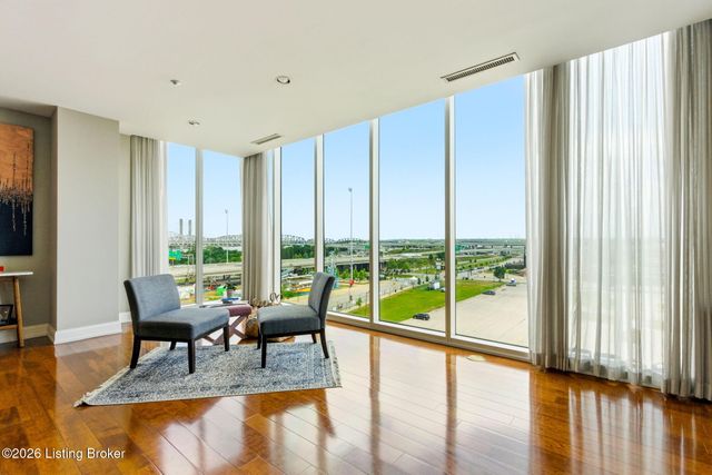 222 E Witherspoon St 602, Louisville, KY 40202