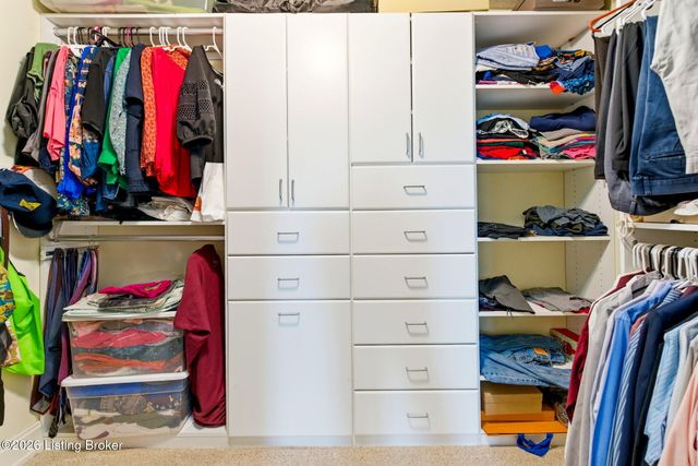 222 E Witherspoon St 602, Louisville, KY 40202