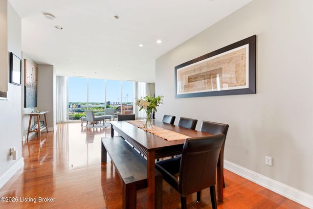 222 E Witherspoon St 602, Louisville, KY 40202