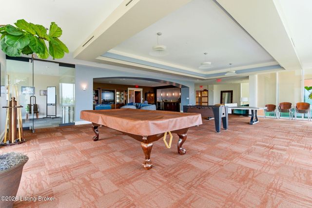 222 E Witherspoon St 602, Louisville, KY 40202