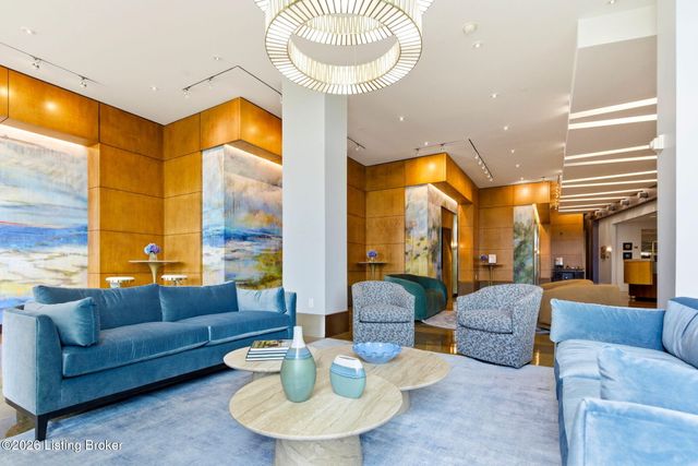 222 E Witherspoon St 602, Louisville, KY 40202