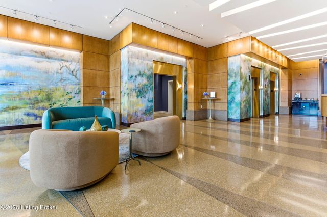 222 E Witherspoon St 602, Louisville, KY 40202