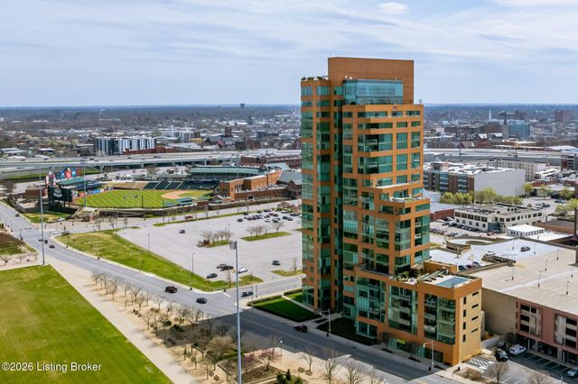 222 E Witherspoon St 602, Louisville, KY 40202
