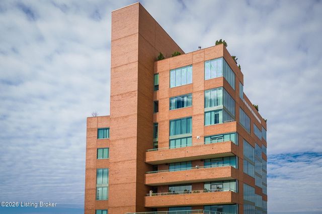 222 E Witherspoon St 602, Louisville, KY 40202