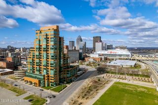 222 E Witherspoon St 602, Louisville, KY 40202