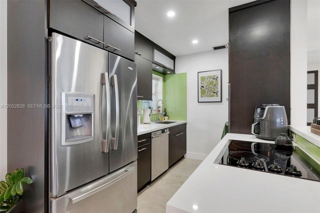 6145 W 6th Avenue, Hialeah, FL 33012