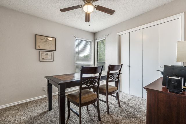 2103 Park Willow Lane A, Arlington, TX 76011