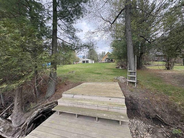 W11030 RIVERSIDE ROAD, Marion, WI 54950