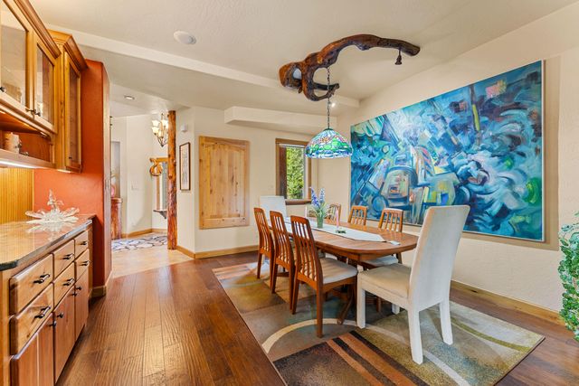 211 Shorthorn Gulch Road, Grants Pass, OR 97526