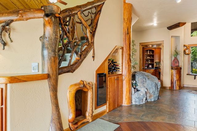 211 Shorthorn Gulch Road, Grants Pass, OR 97526