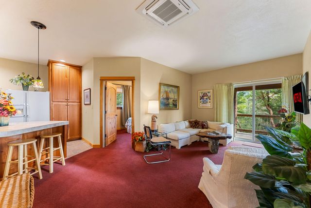 211 Shorthorn Gulch Road, Grants Pass, OR 97526