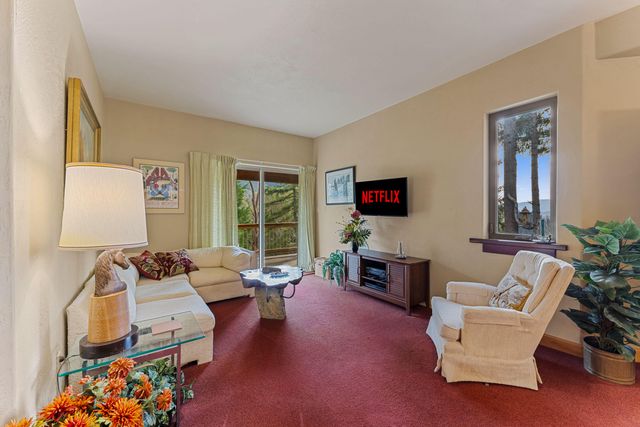 211 Shorthorn Gulch Road, Grants Pass, OR 97526