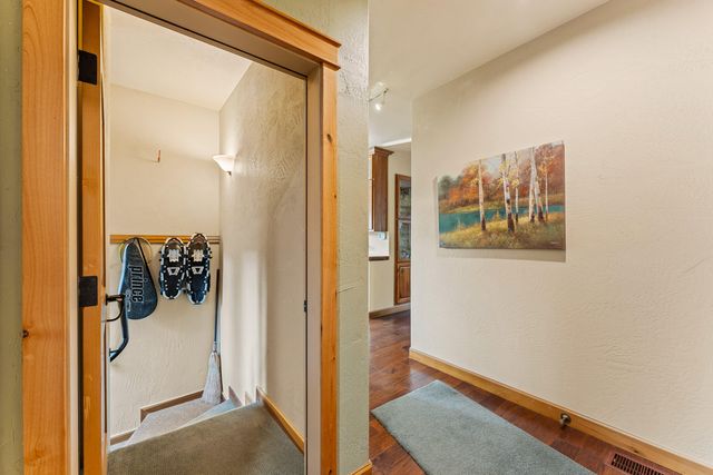 211 Shorthorn Gulch Road, Grants Pass, OR 97526