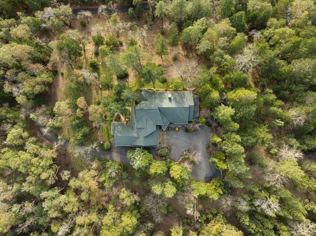 211 Shorthorn Gulch Road, Grants Pass, OR 97526