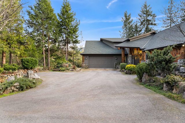 211 Shorthorn Gulch Road, Grants Pass, OR 97526