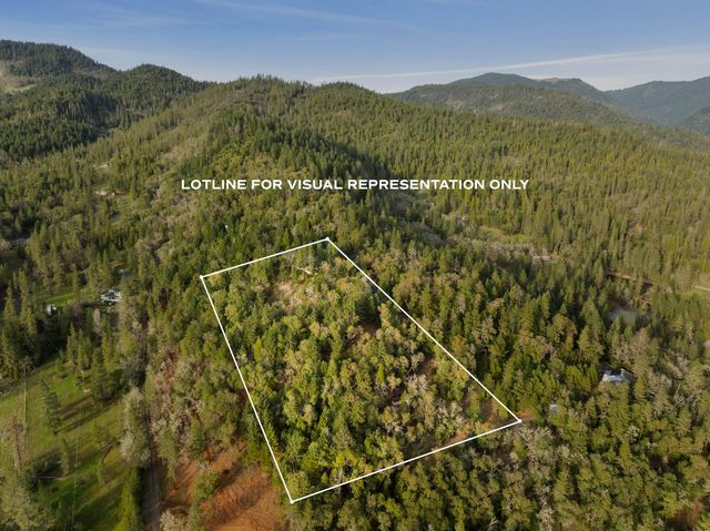 211 Shorthorn Gulch Road, Grants Pass, OR 97526