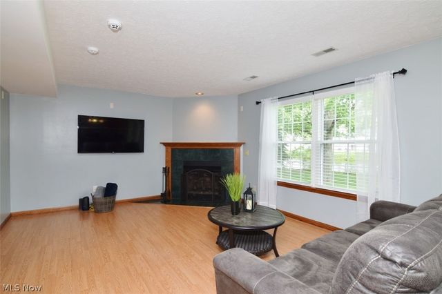 2529 Clearwater Lane 22, Painesville Twp, OH 44077