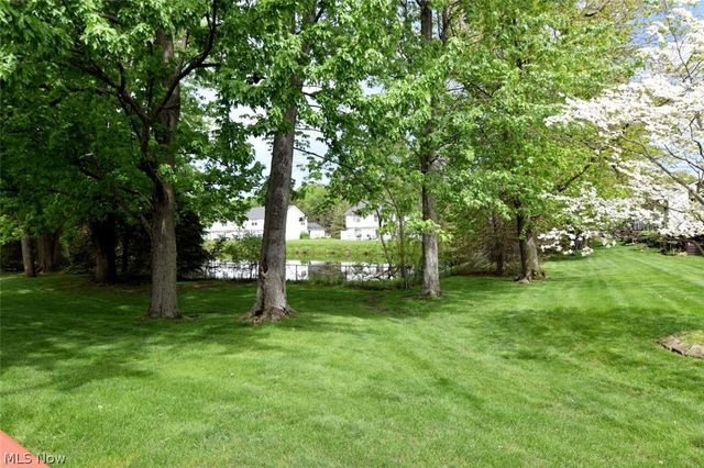 2529 Clearwater Lane 22, Painesville Twp, OH 44077