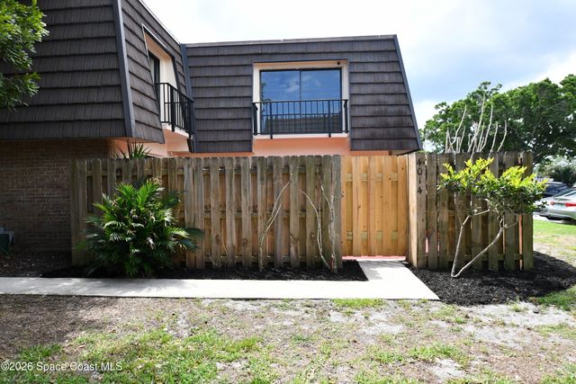 4014 Vista Oaks Circle NE, Melbourne, FL 32905