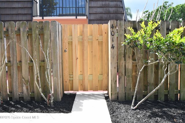 4014 Vista Oaks Circle NE, Melbourne, FL 32905