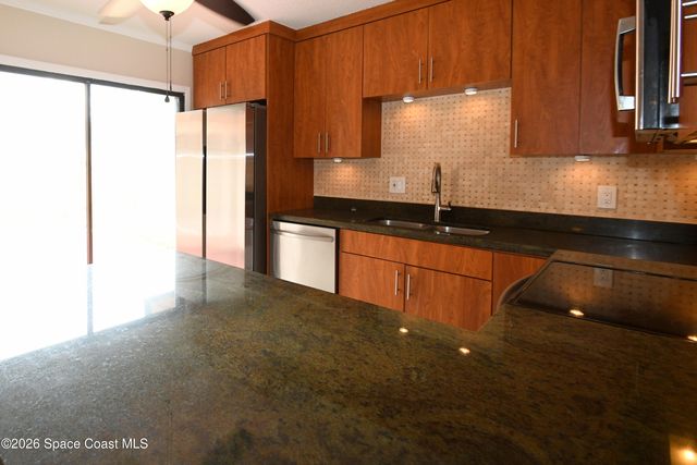 4014 Vista Oaks Circle NE, Melbourne, FL 32905