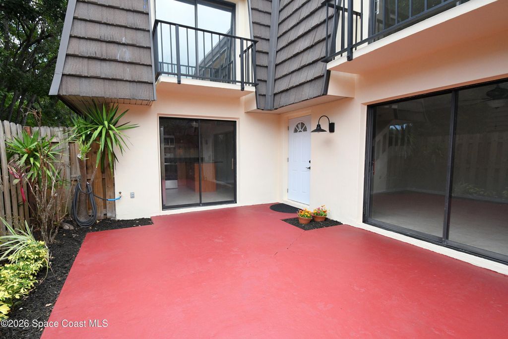 4014 Vista Oaks Circle NE, Melbourne, FL 32905