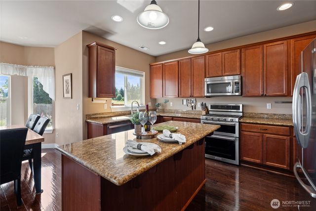 10118 Terra Glenn Street SE, Yelm, WA 98597