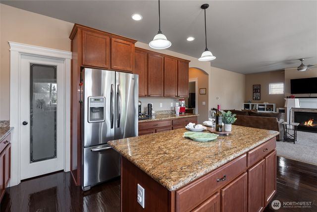 10118 Terra Glenn Street SE, Yelm, WA 98597