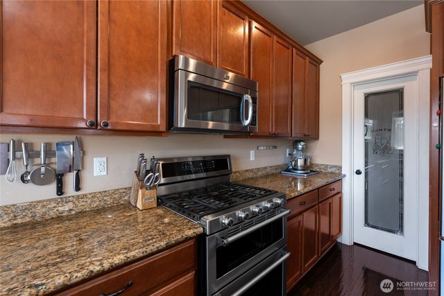 10118 Terra Glenn Street SE, Yelm, WA 98597