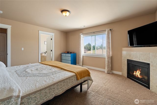 10118 Terra Glenn Street SE, Yelm, WA 98597