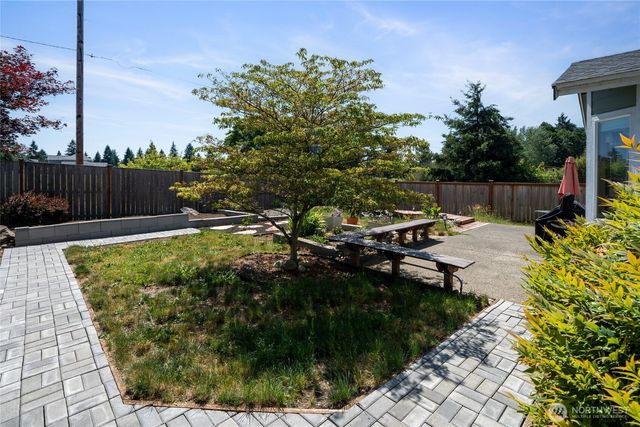 10118 Terra Glenn Street SE, Yelm, WA 98597
