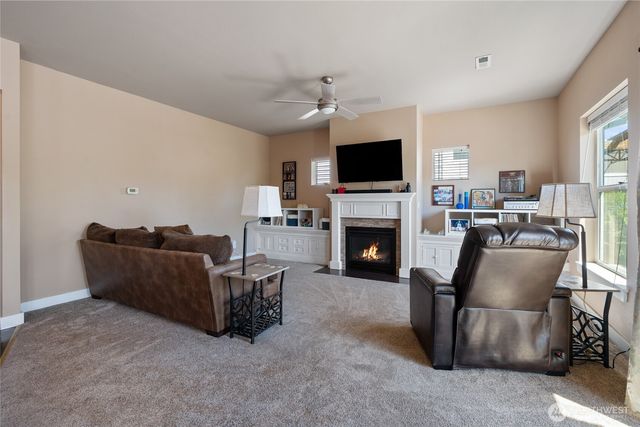 10118 Terra Glenn Street SE, Yelm, WA 98597