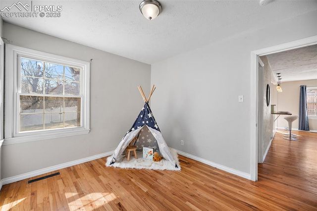 527 W San Miguel Street, Colorado Springs, CO 80905