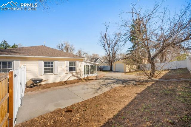 527 W San Miguel Street, Colorado Springs, CO 80905