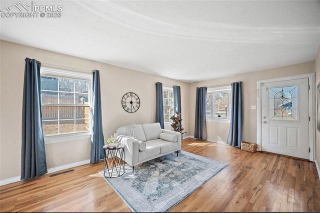 527 W San Miguel Street, Colorado Springs, CO 80905