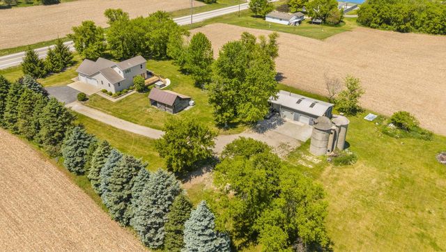 5232 County Highway P, West Bend, WI 53095