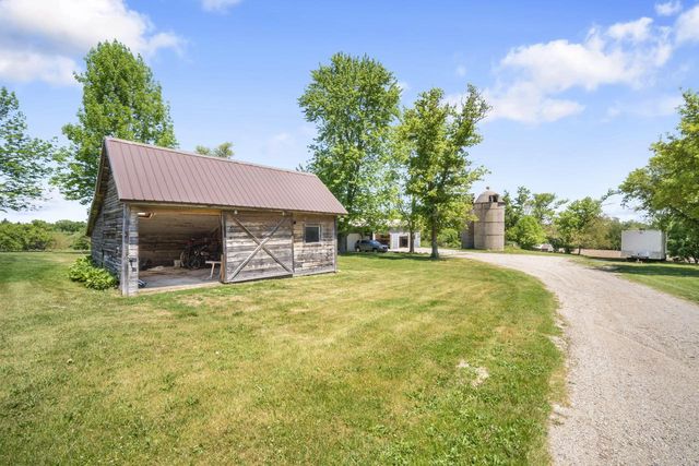 5232 County Highway P, West Bend, WI 53095