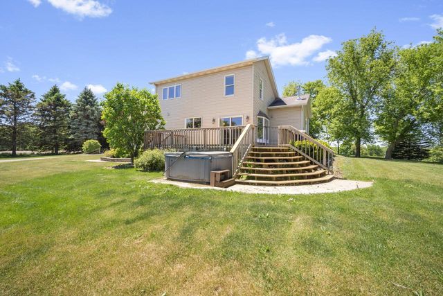 5232 County Highway P, West Bend, WI 53095