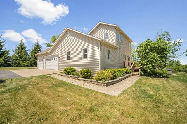 5232 County Highway P, West Bend, WI 53095