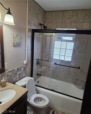 10839 Prospect Road, Strongsville, OH 44149