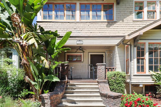 2705 P St, Sacramento, CA 95816