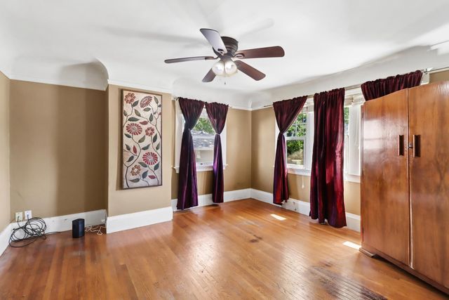 2705 P St, Sacramento, CA 95816