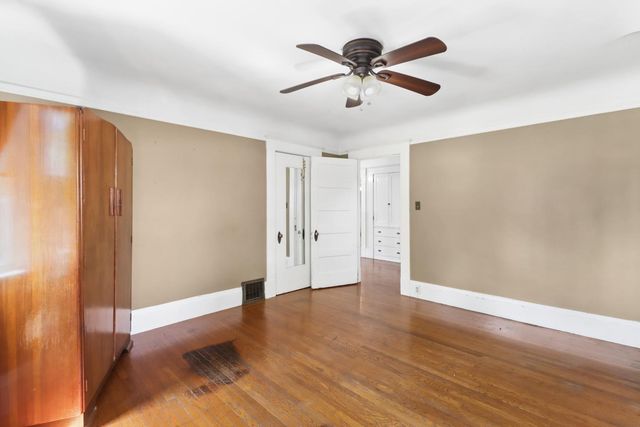 2705 P St, Sacramento, CA 95816