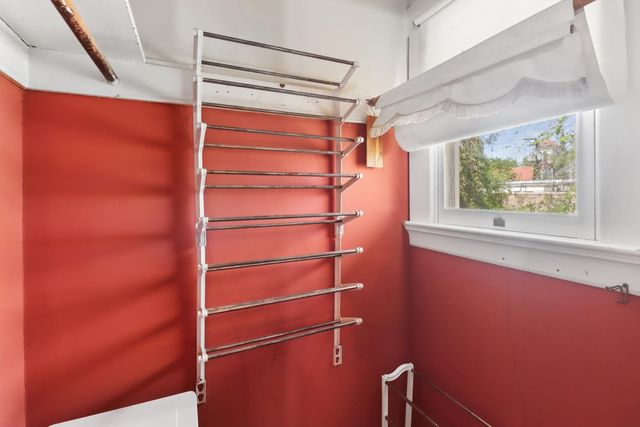 2705 P St, Sacramento, CA 95816