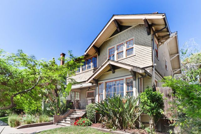 2705 P St, Sacramento, CA 95816