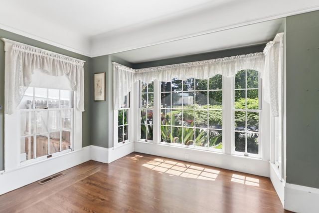 2705 P St, Sacramento, CA 95816