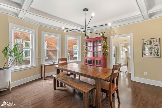 1025 Beaconsfield Avenue, Grosse Pointe Park, MI 48230