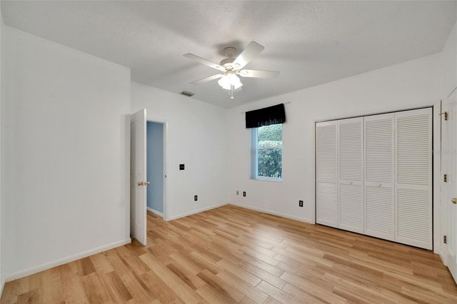 18006 CLEAR LAKE DR, Lutz, FL 33548